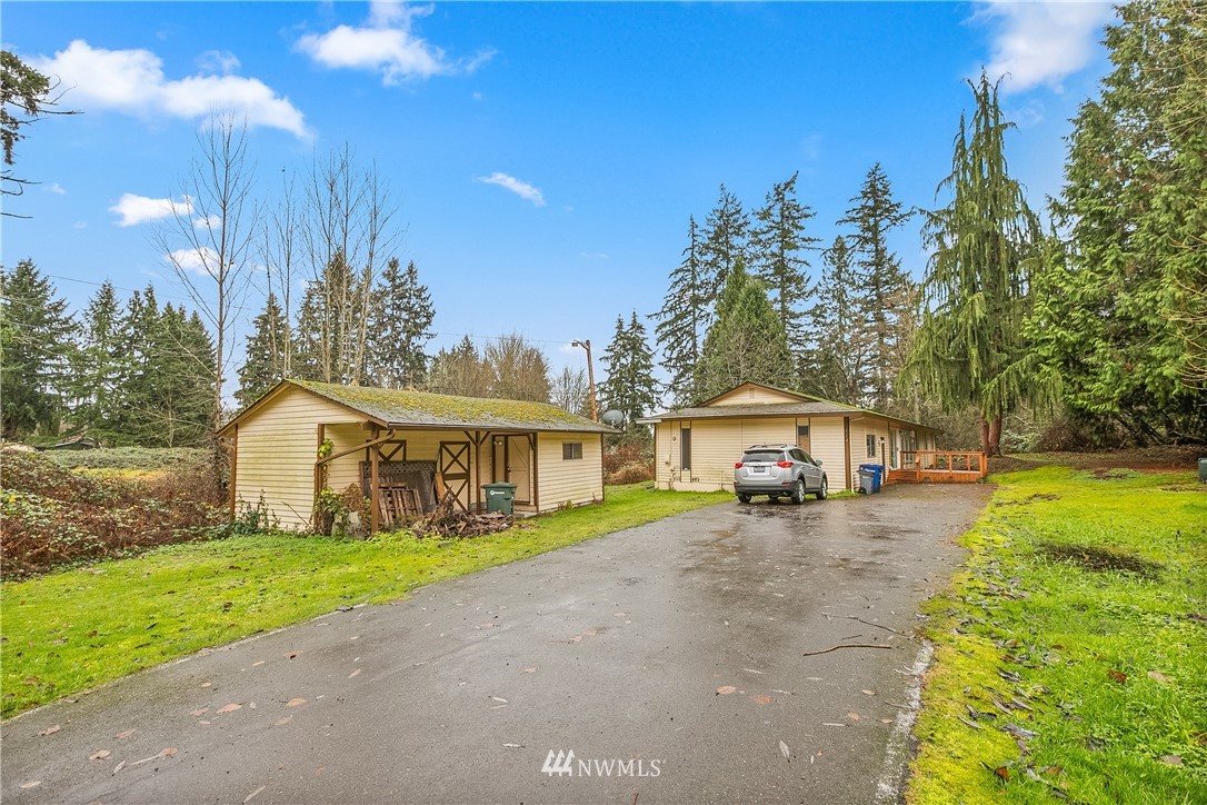 414 208th Street Southeast Bothell, WA 98012 - Photo 2 of 33