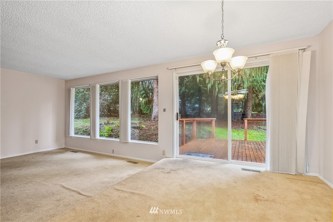 414 208th Street Southeast Bothell, WA 98012 - Photo 13 of 33