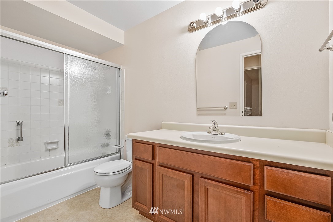 414 208th Street Southeast Bothell, WA 98012 - Photo 25 of 33