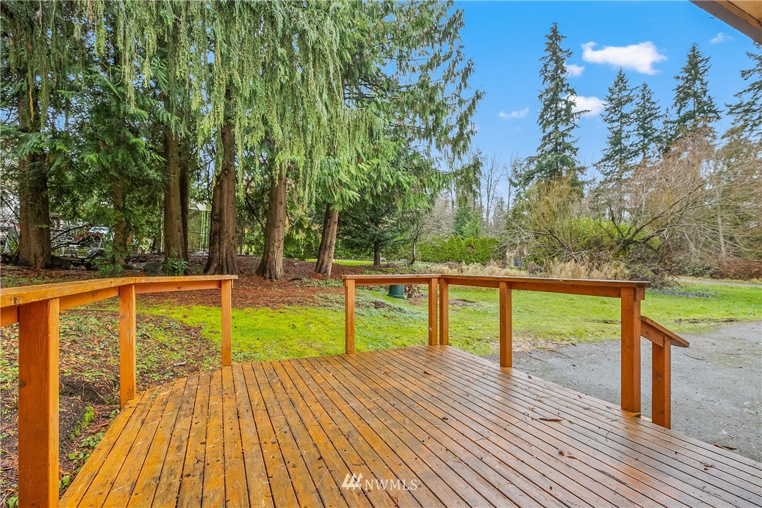 414 208th Street Southeast Bothell, WA 98012 - Photo 5 of 33