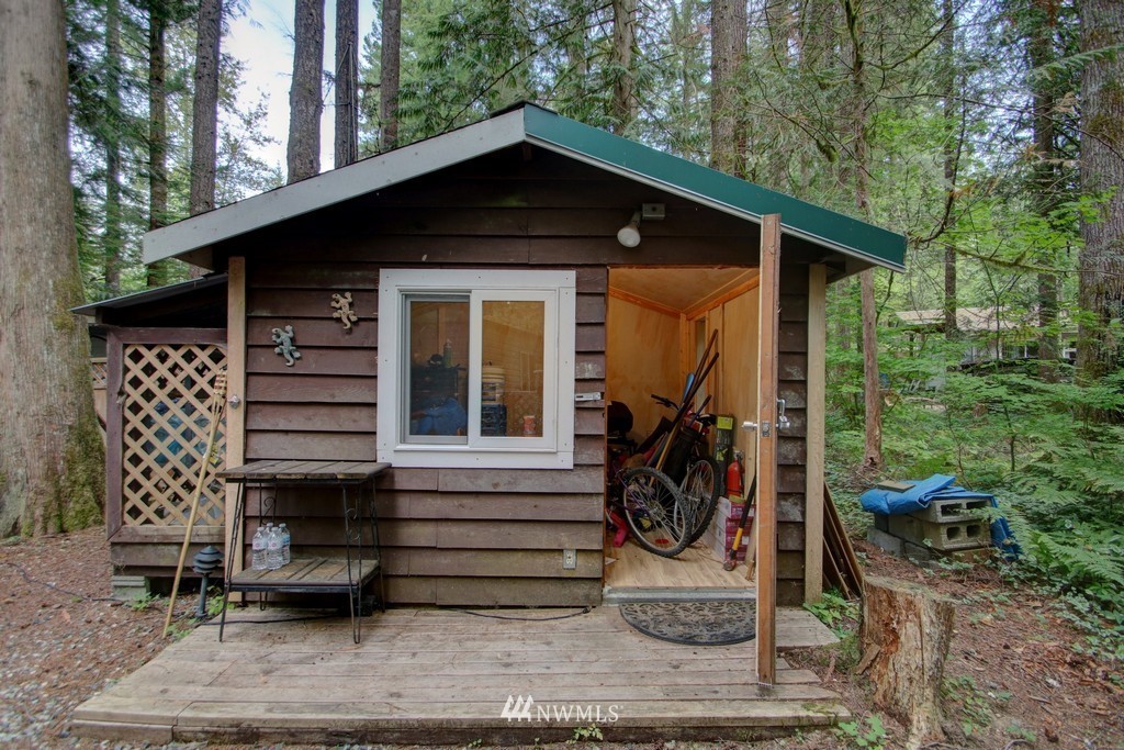 28-1 Goldrush Road Deming, WA 98244 - Photo 12 of 25 Gallery Image 12
