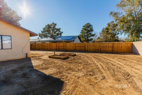 620 East Wilson Avenue Ridgecrest, CA 93555 - Photo 29 of 30 a view of a backyard