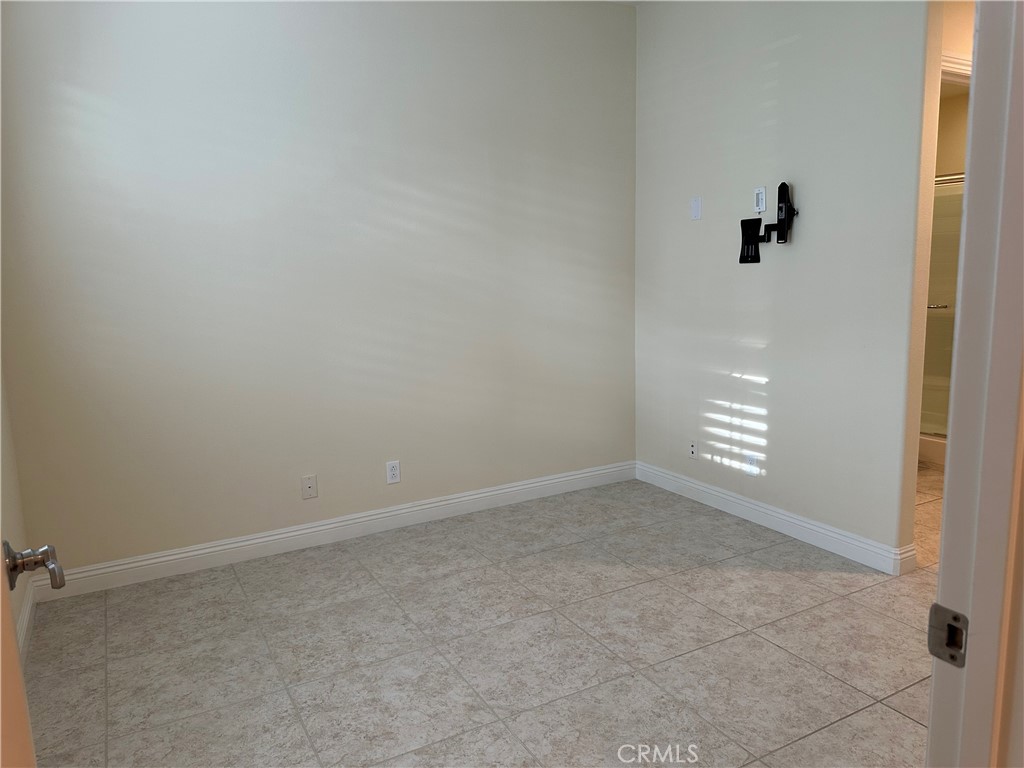 219 Wicker Irvine, CA 92618 - Photo 17 of 19