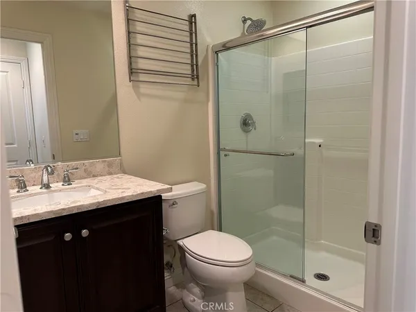 $5,900 | 219 Wicker, Irvine, CA 92618