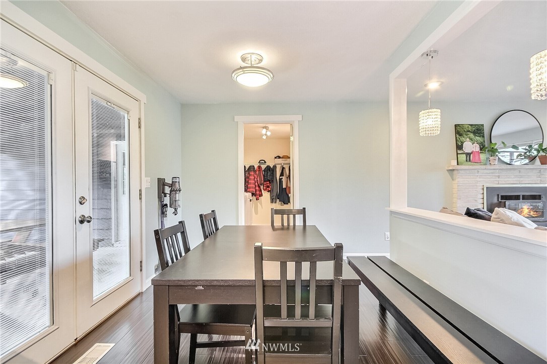 325 South 19th Street Renton, WA 98055 - Photo 12 of 38 Gallery Image 12