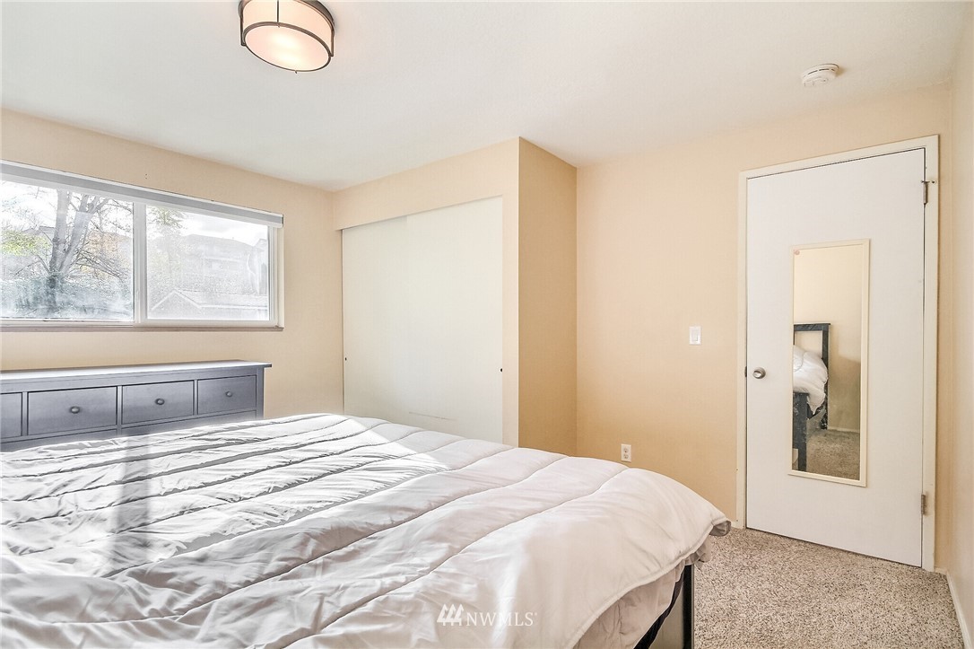 325 South 19th Street Renton, WA 98055 - Photo 27 of 38 Gallery Image 27