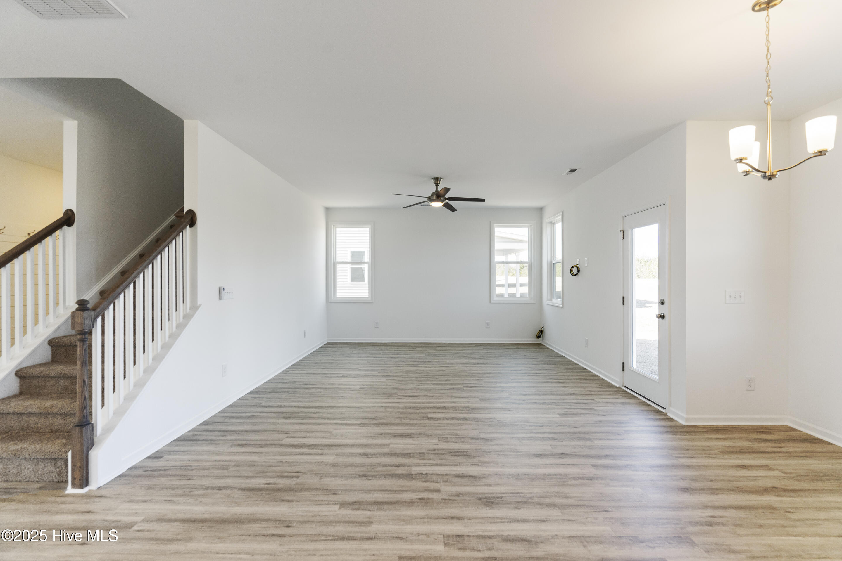 246 Clear View School Road Jacksonville, NC 28540 - Photo 11 of 45 mls-DSC08830