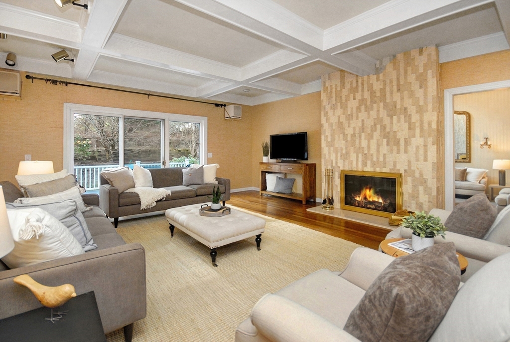 69 Mildred Circle Concord, MA 01742 - Photo 5 of 41