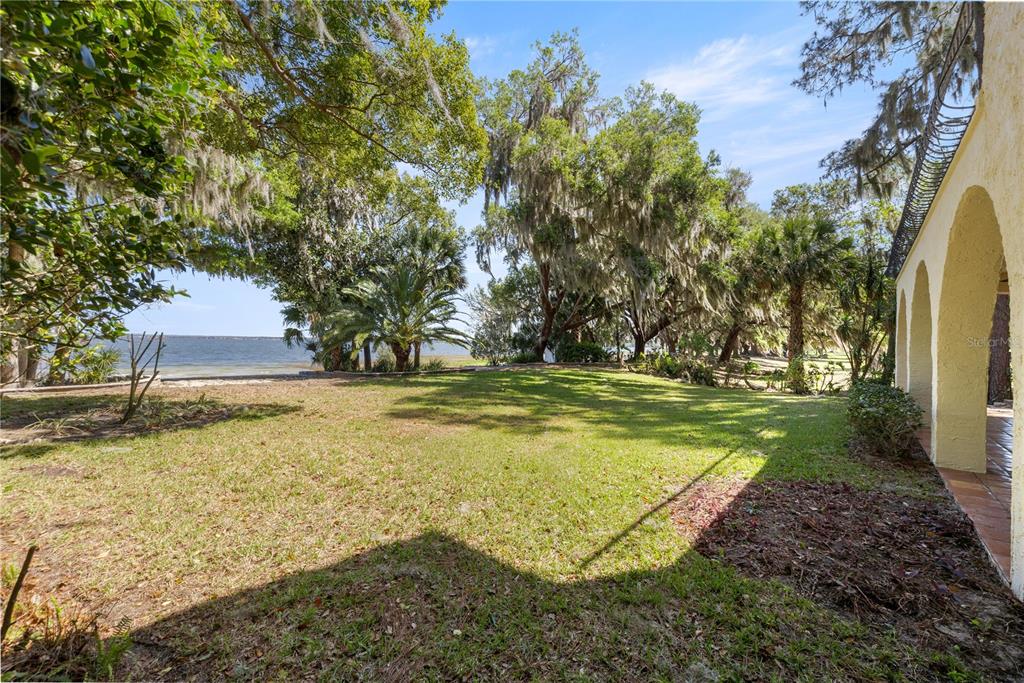 12621 Southeast Sunset Harbor Road Weirsdale, FL 32195 - Photo 49 of 54