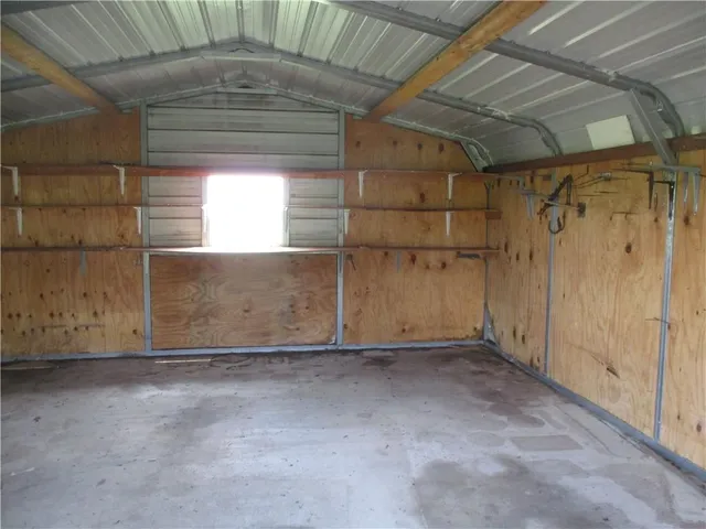 $390,000 | 1834 North High School Avenue, Columbus, KS 66725