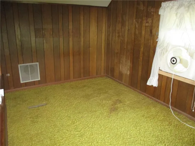 $390,000 | 1834 North High School Avenue, Columbus, KS 66725