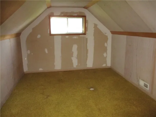 $390,000 | 1834 North High School Avenue, Columbus, KS 66725