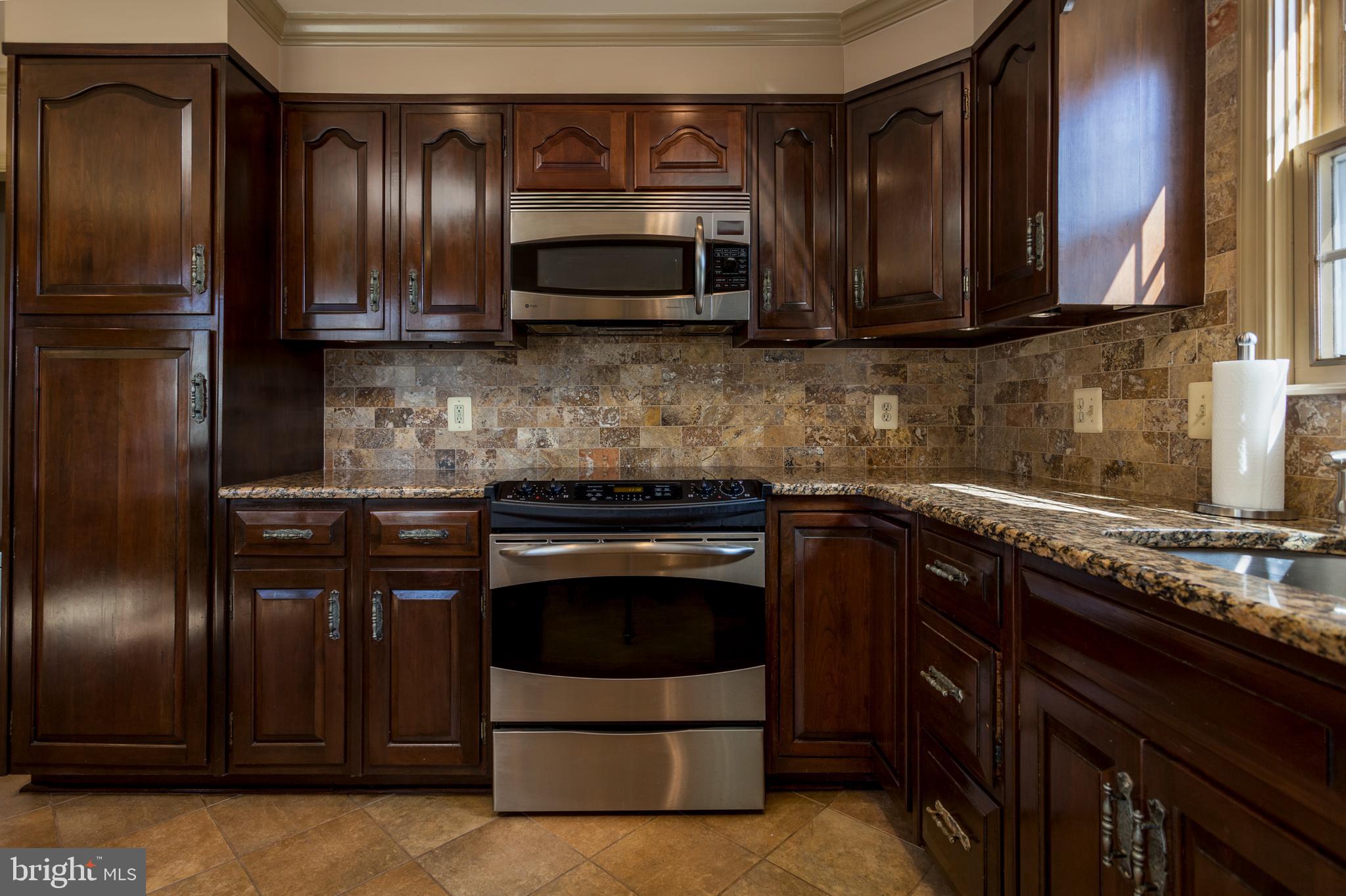456 Adrian Road Collegeville, PA 19426 - Photo 8 of 33 Gallery Image 8