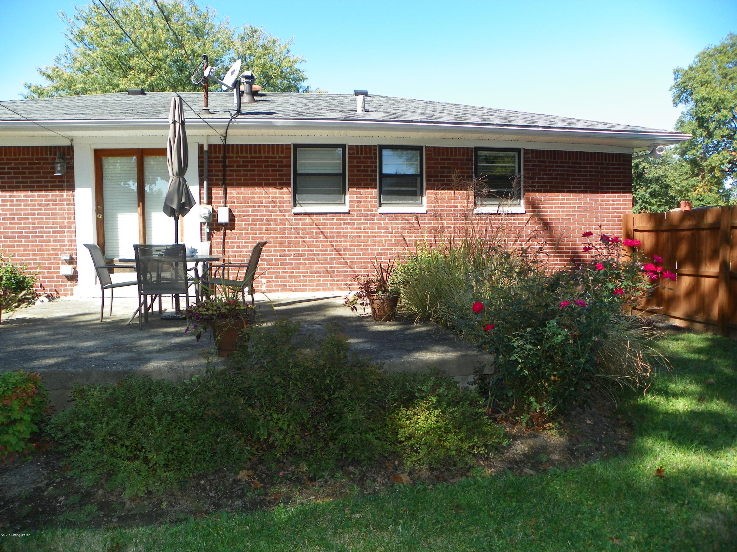 2860 Nepperhan Road Louisville, KY 40218 - Photo 50 of 51 101_1784