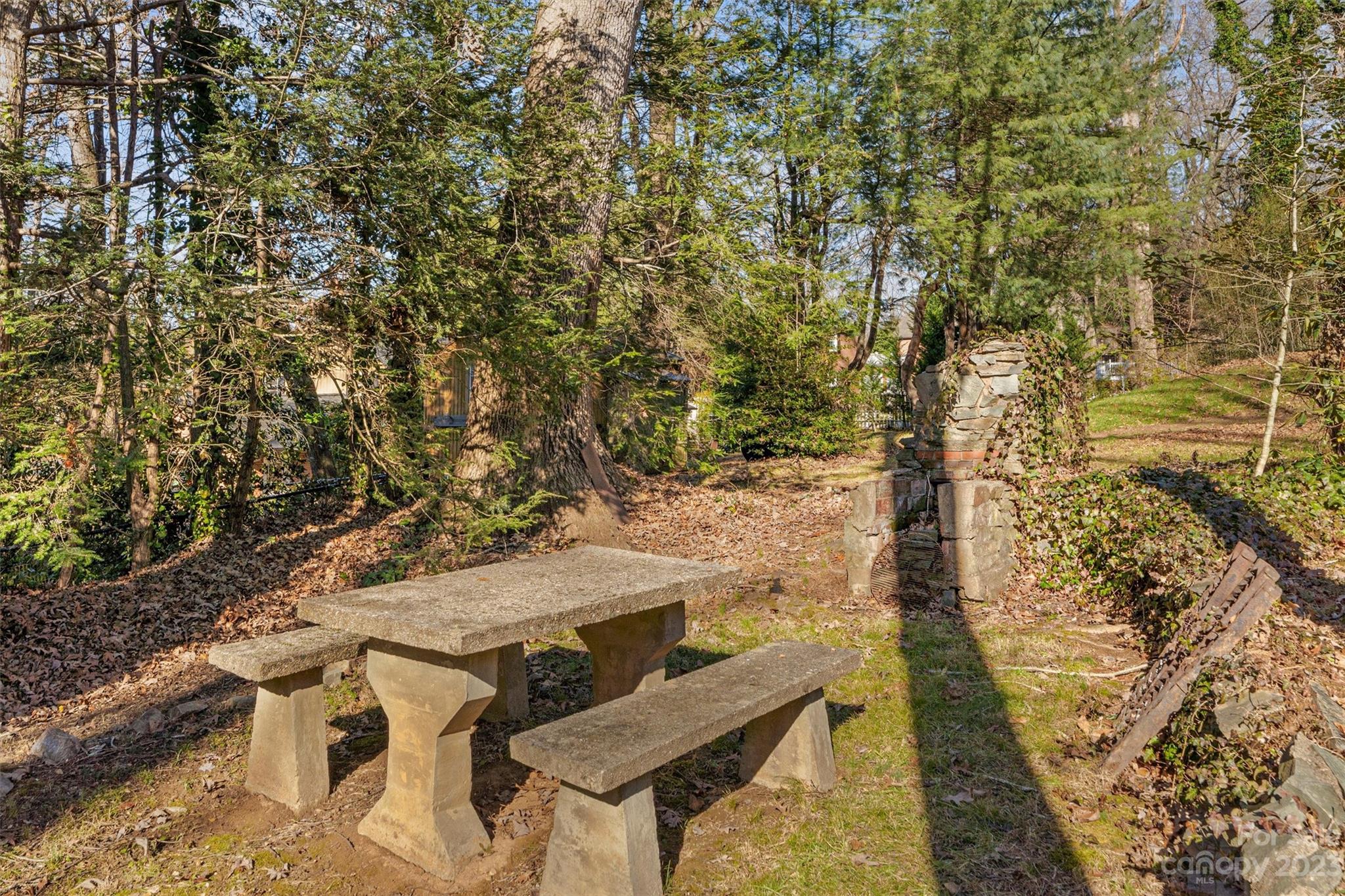 116 Riverside Court Morganton, NC 28655 - Photo 36 of 40 a view of balcony with wooden floor