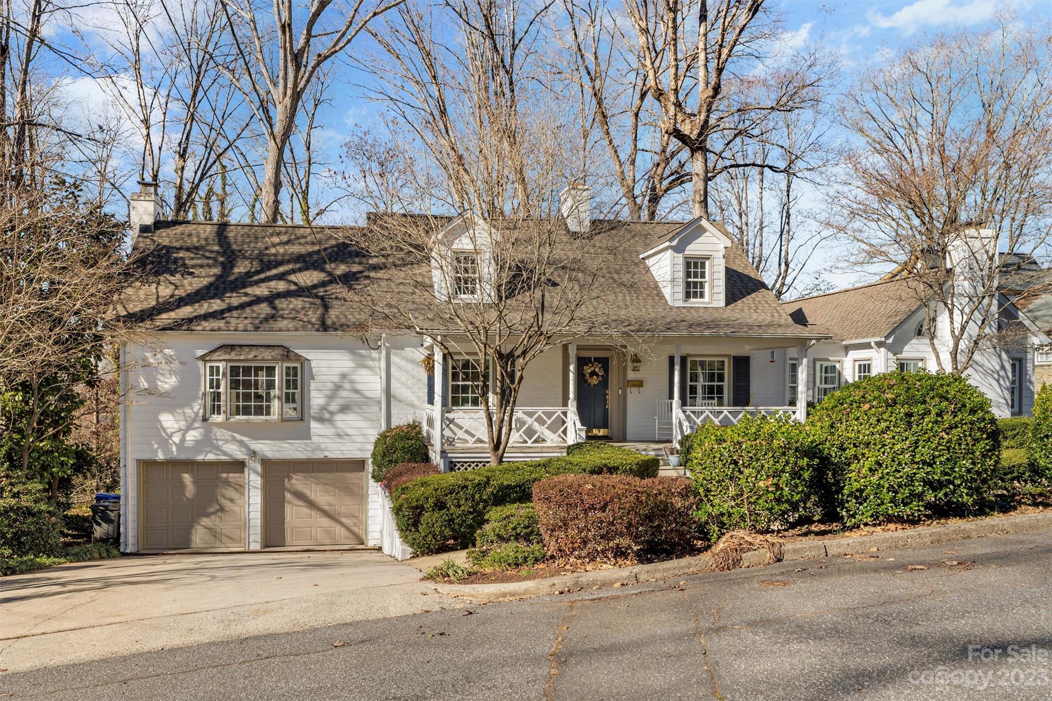 116 Riverside Court Morganton, NC 28655 - Photo 39 of 40 a front view of a house with a garden