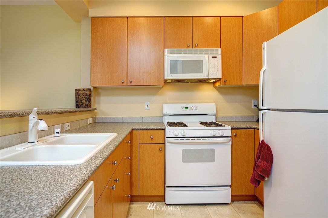 201 South 50th Street, Unit A Renton, WA 98055 - Photo 9 of 25 Gallery Image 9