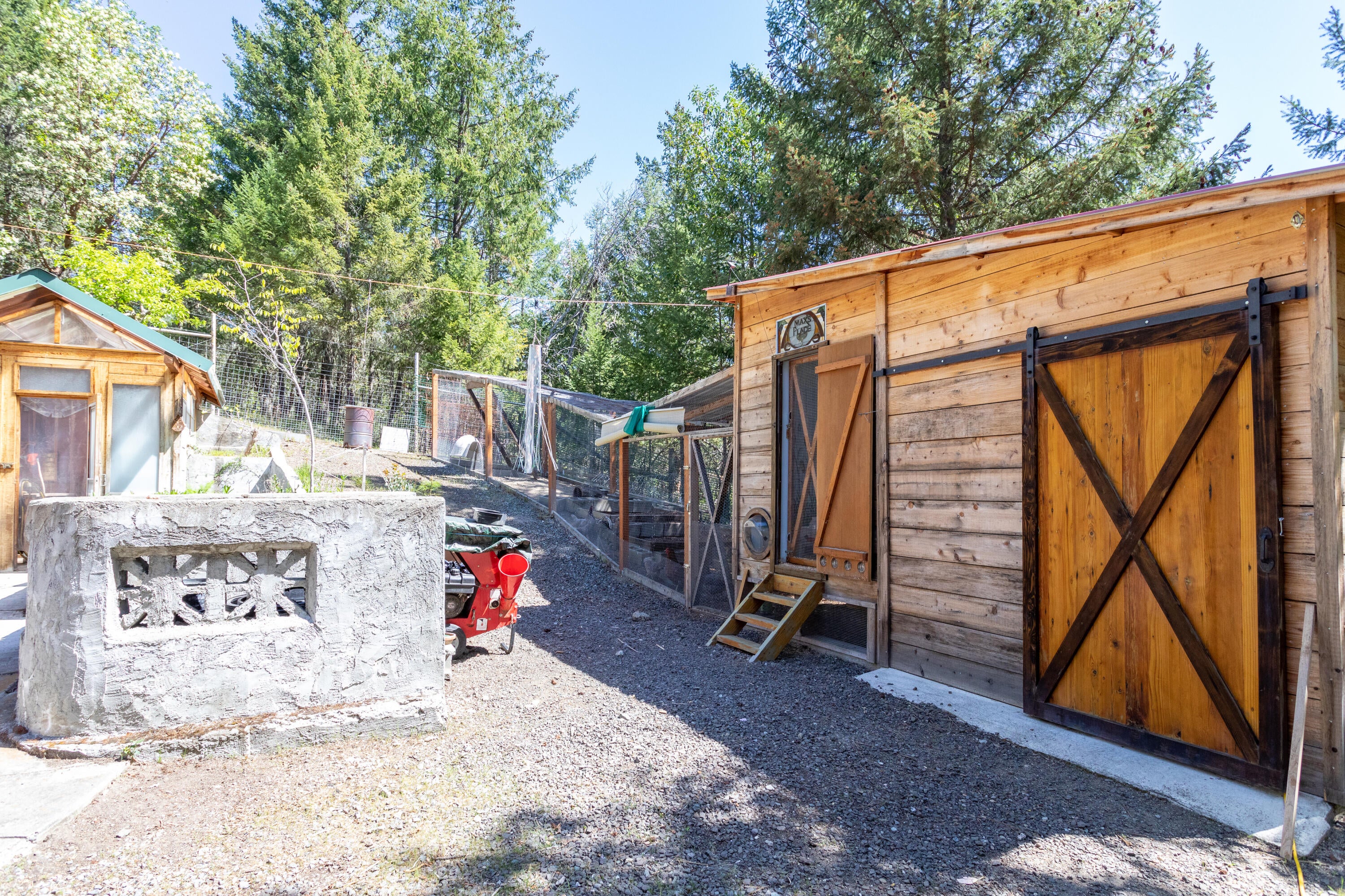 3110 Anderson Creek Road Talent, OR 97540 - Photo 55 of 58 Chicken Coop
