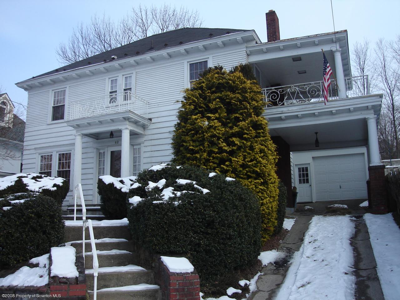 40 Spring Street Carbondale, PA 18407 - Photo 1 of 11 Gallery Image 1