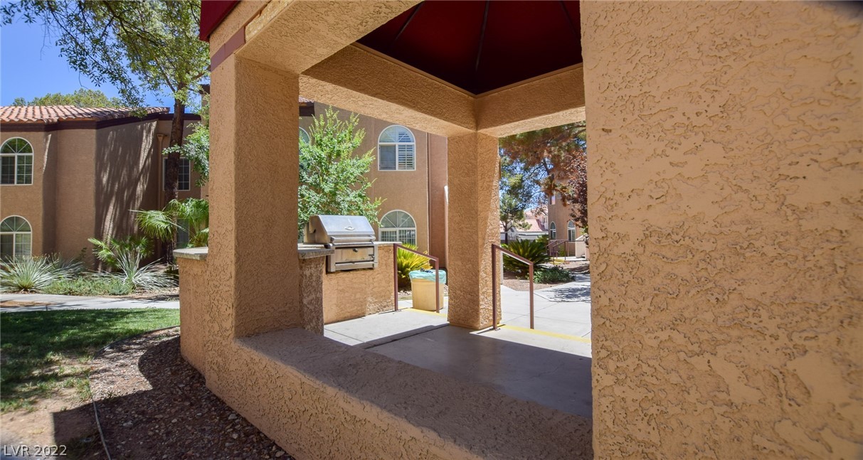 9325 West Desert Inn Road, Unit 170 Las Vegas, NV 89117 - Photo 6 of 8