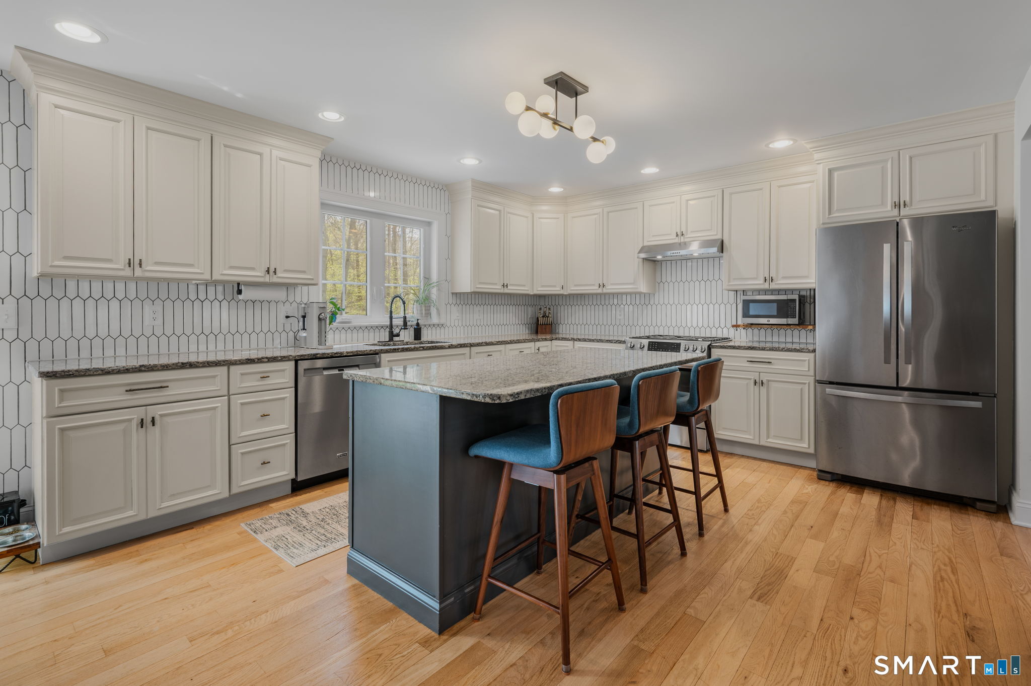 118 Rattling Valley Road Deep River, CT 06417 - Photo 5 of 35