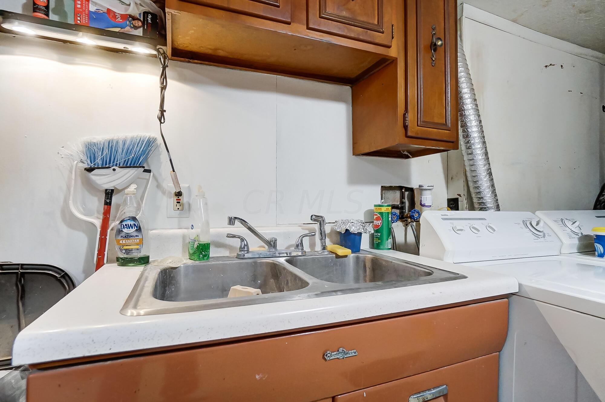 541 Mowrer Road Circleville, OH 43113 - Photo 40 of 47 040