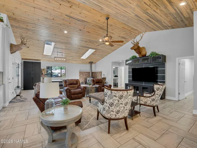 $3,975 | 4842 Medina Way, Flagstaff, AZ 86004