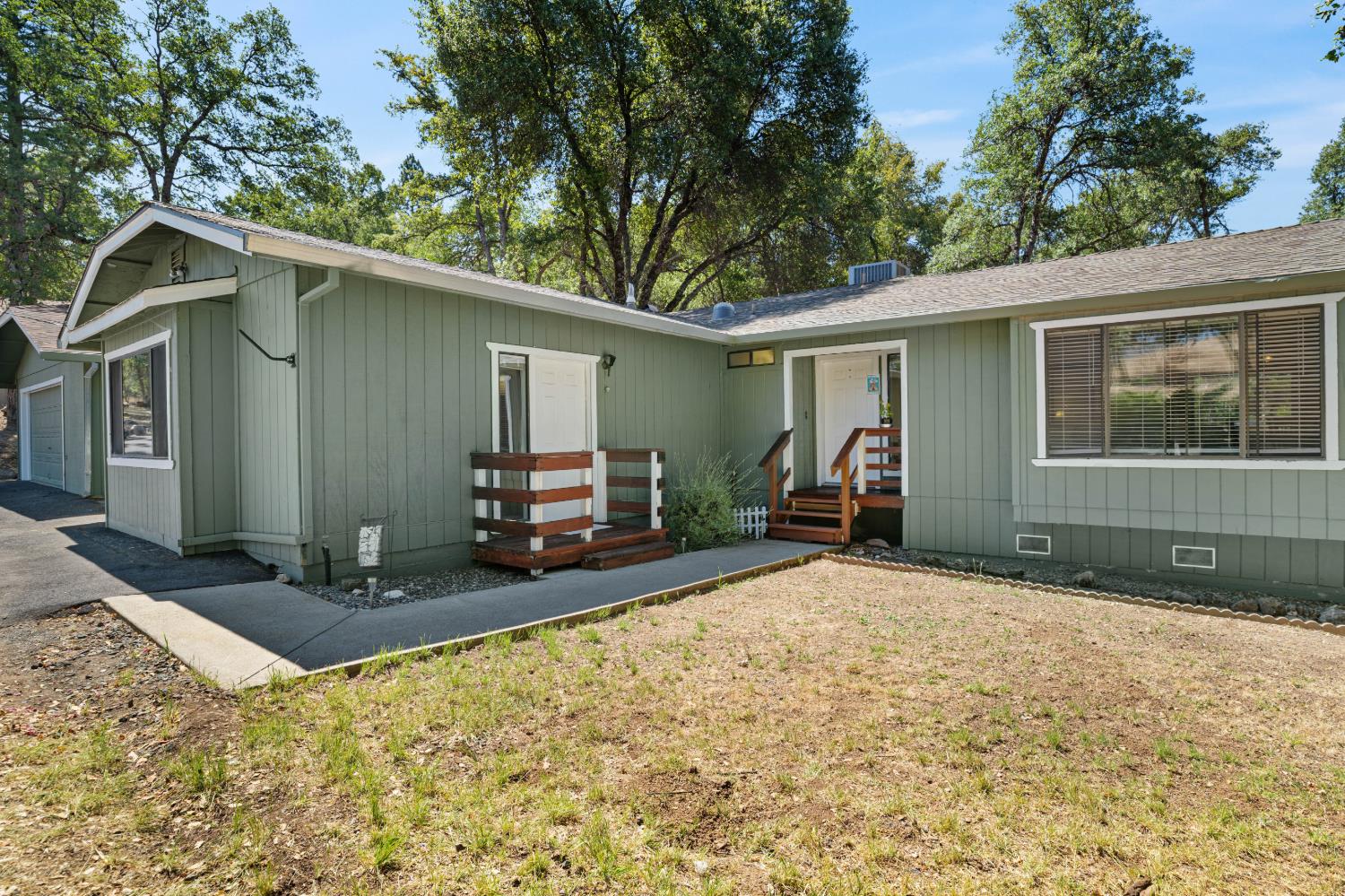 21014 Ferretti Road Groveland, CA 95321 - Photo 4 of 45