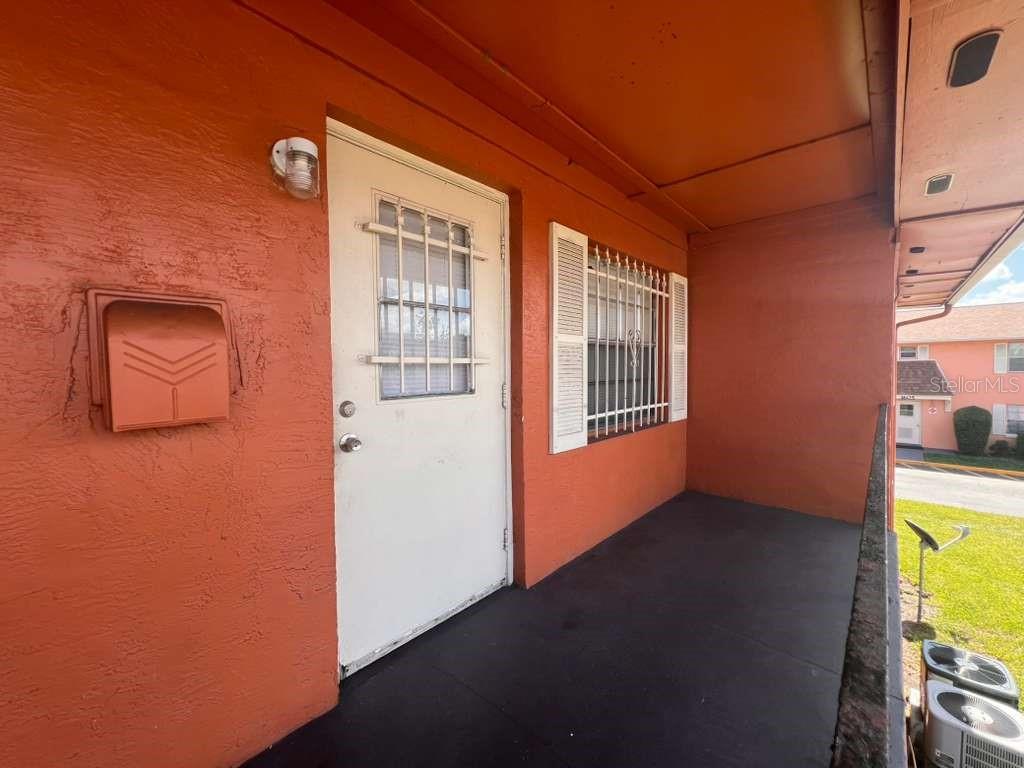 1665 West Oak Ridge Road, Unit C Orlando, FL 32809 - Photo 2 of 25