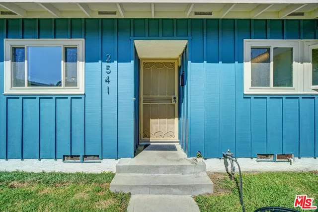 $975,000 | 2541 Gondar Avenue, Long Beach, CA 90815