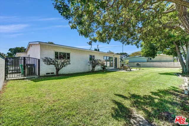 $975,000 | 2541 Gondar Avenue, Long Beach, CA 90815