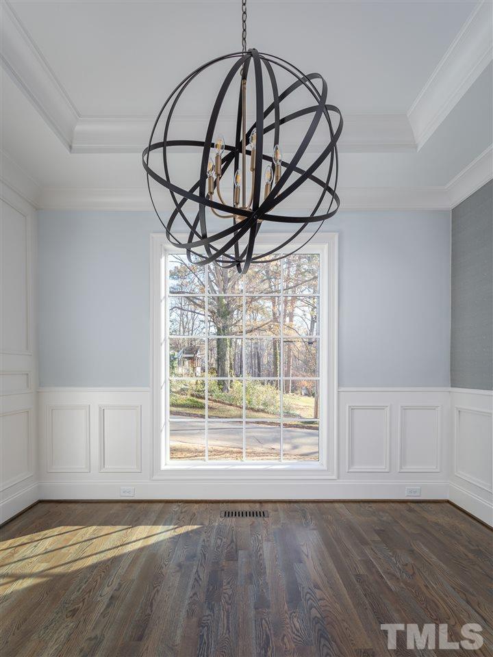 1601 Lorraine Road Raleigh, NC 27607 - Photo 4 of 26