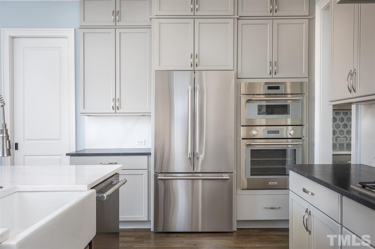 1601 Lorraine Road Raleigh, NC 27607 - Photo 10 of 26