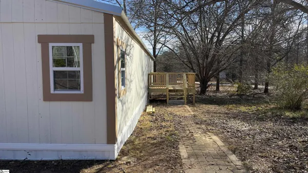 $60,500 | 450 Tumble Rock Drive, Cowpens, SC 29330