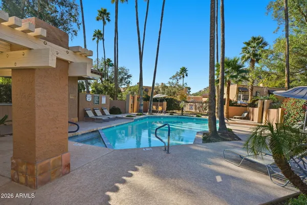 $250,000 | 744 East North Lane, Unit 2, Phoenix, AZ 85020