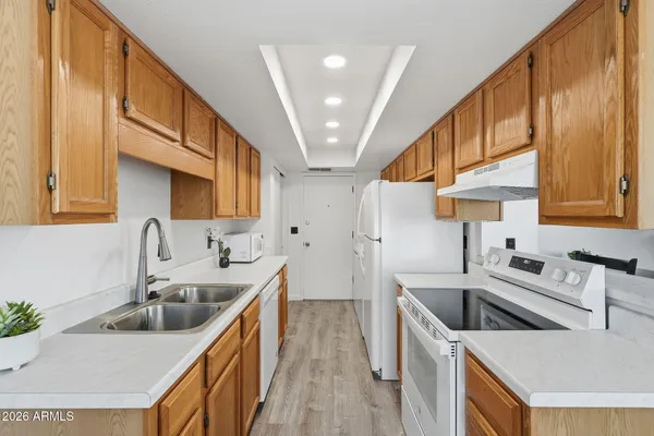 $250,000 | 744 East North Lane, Unit 2, Phoenix, AZ 85020