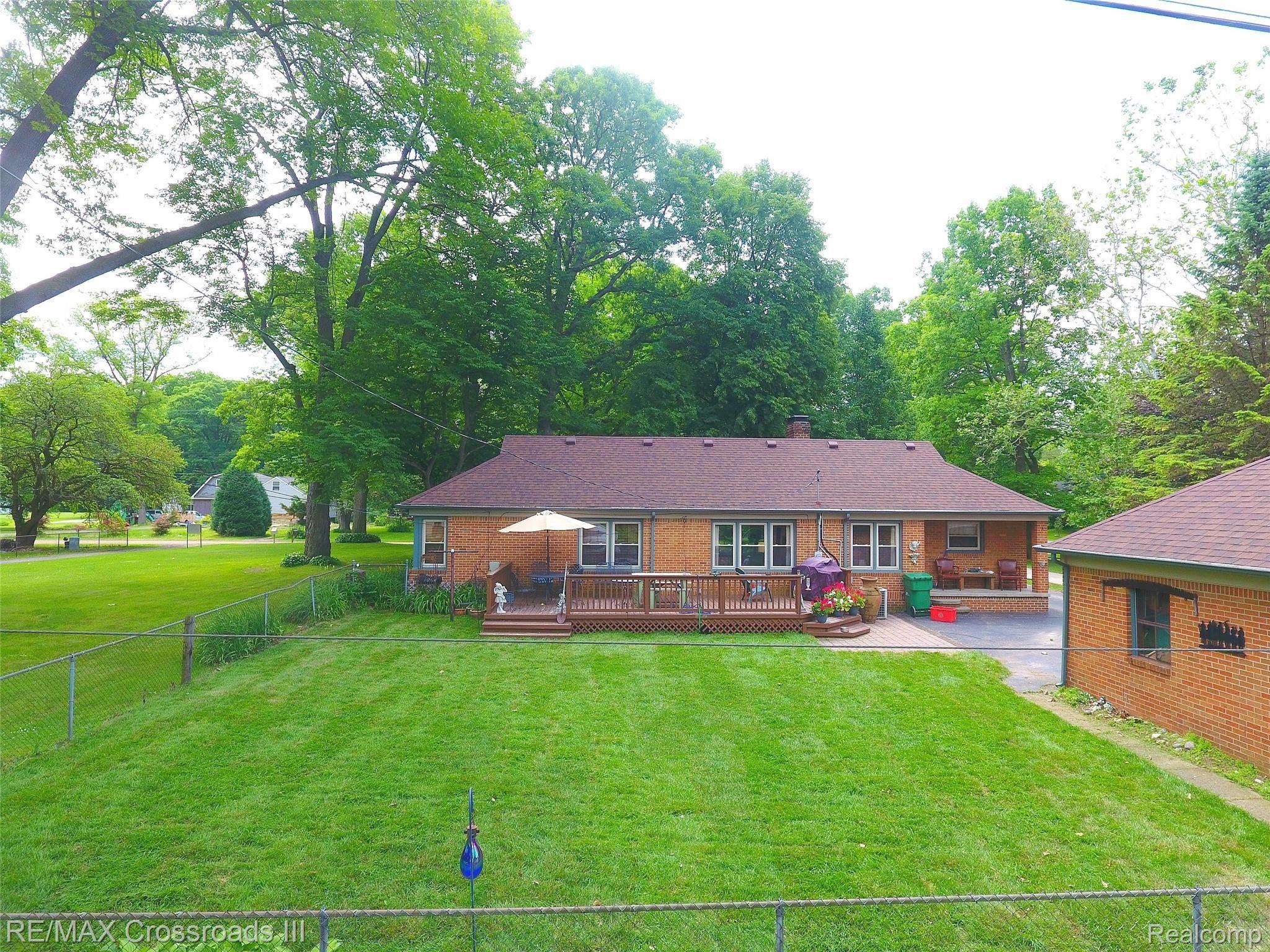40396 Alden Road Belleville, MI 48111 - Photo 31 of 32 jAlden Rd Backyard.jpg
