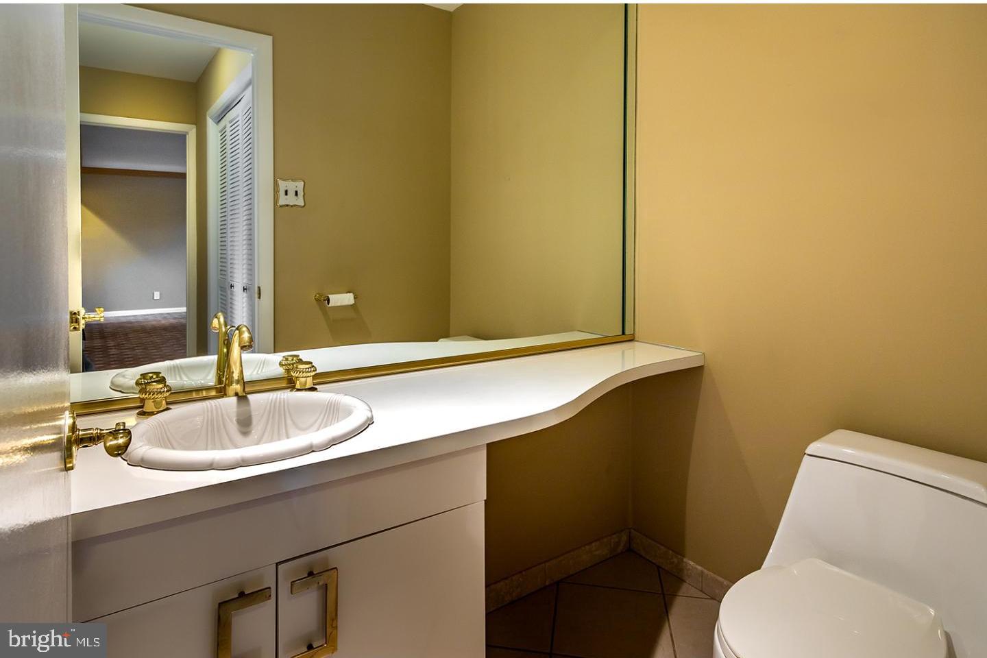 650 Garwood Road Moorestown, NJ 08057 - Photo 11 of 27