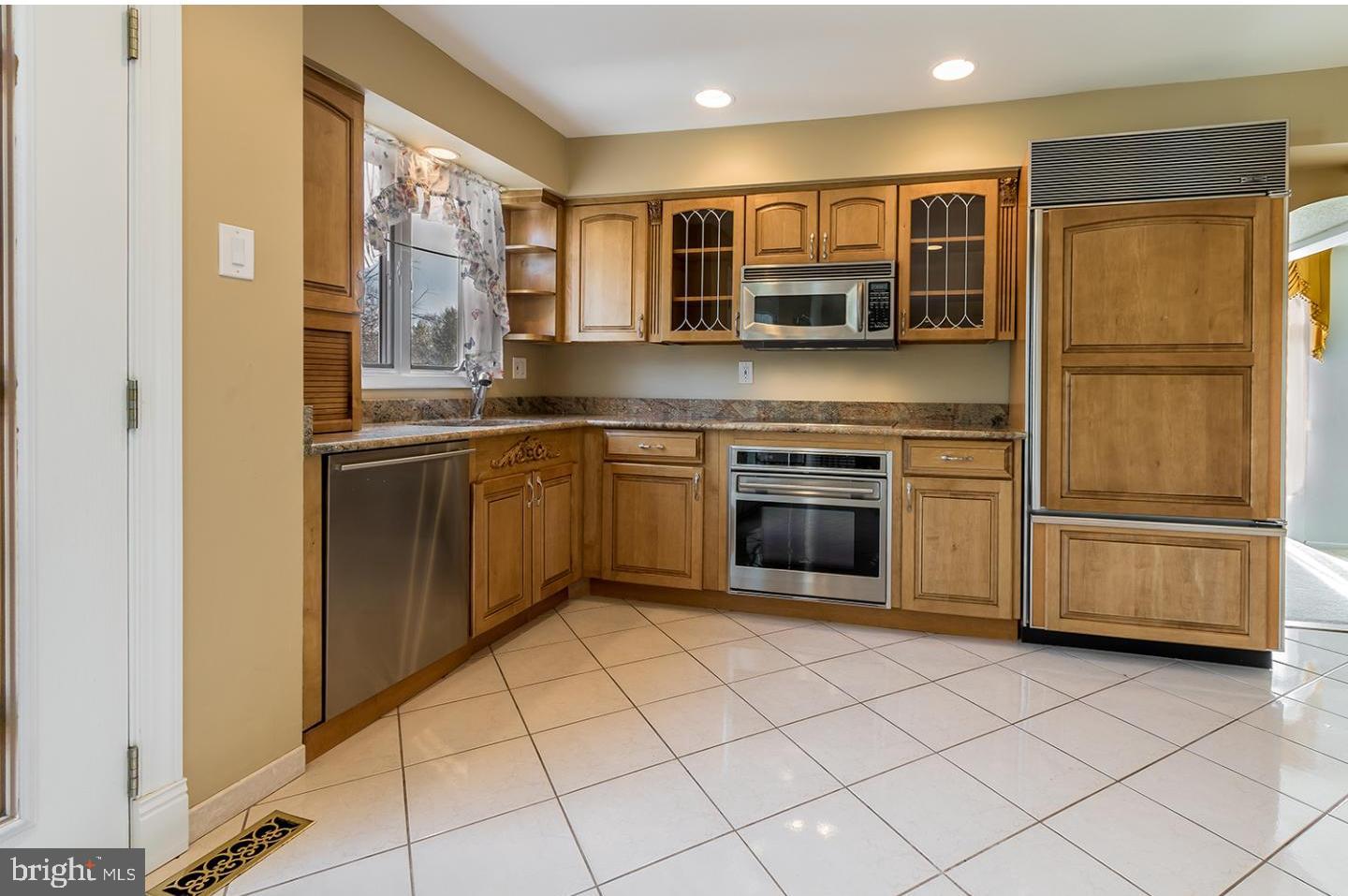 650 Garwood Road Moorestown, NJ 08057 - Photo 7 of 27
