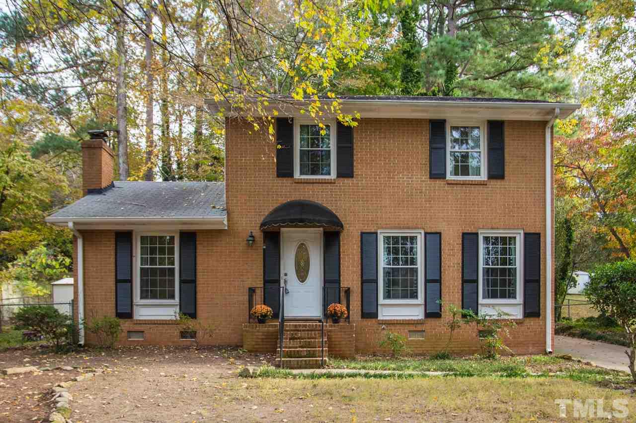 1013 Northclift Drive Raleigh, NC 27609 - Photo 1 of 25 Gallery Image 1