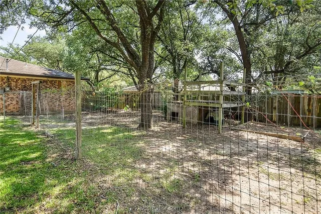 $1,900 | 315 Borderbrook Drive, Bryan, TX 77801