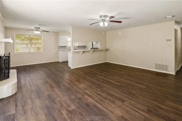 $1,900 | 315 Borderbrook Drive, Bryan, TX 77801