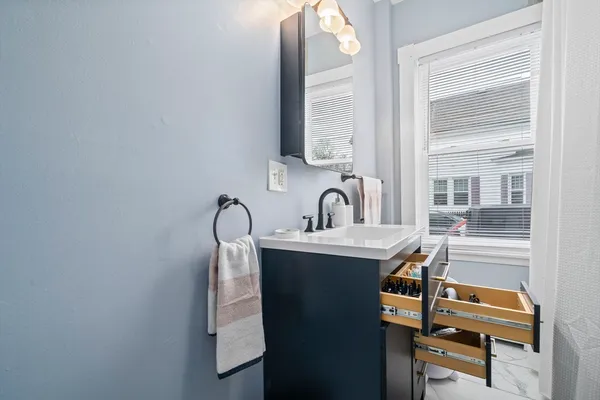 $5,000 | 13 Regent Avenue, Unit 1, Providence, RI 02908