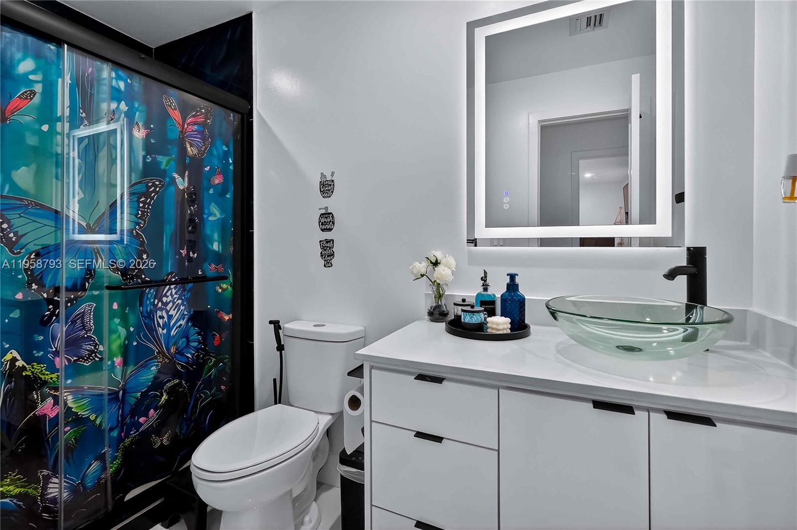 1594 West 73rd Street Hialeah, FL 33014 - Photo 18 of 35