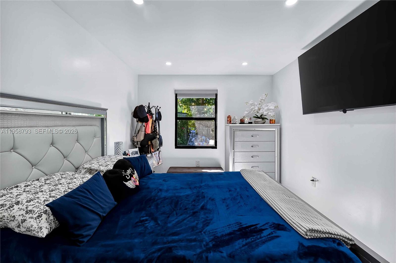 1594 West 73rd Street Hialeah, FL 33014 - Photo 24 of 35