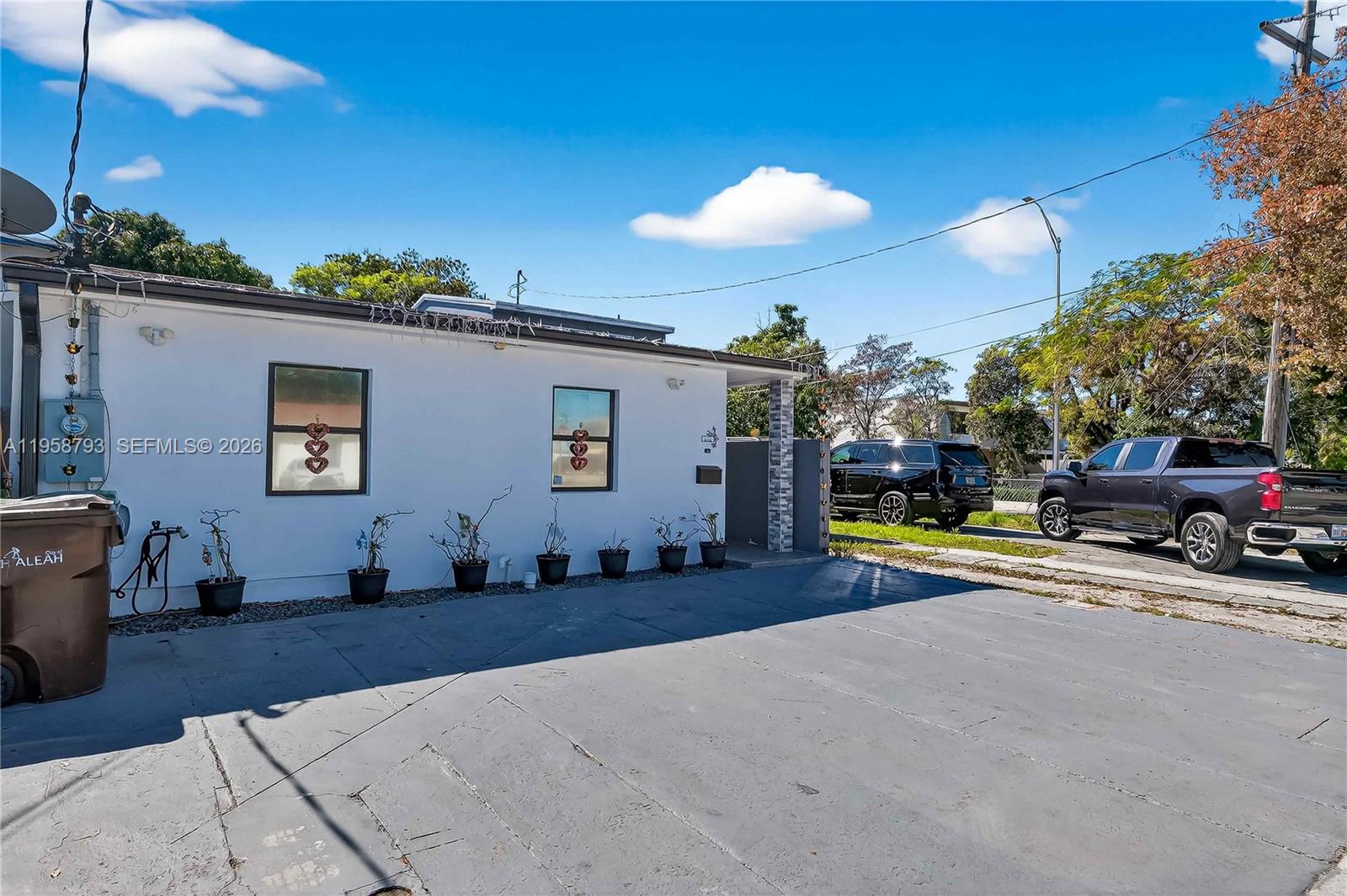 1594 West 73rd Street Hialeah, FL 33014 - Photo 28 of 35