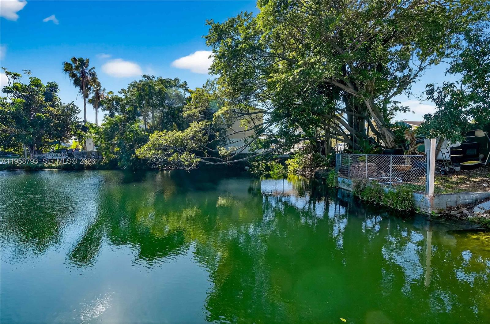 1594 West 73rd Street Hialeah, FL 33014 - Photo 29 of 35