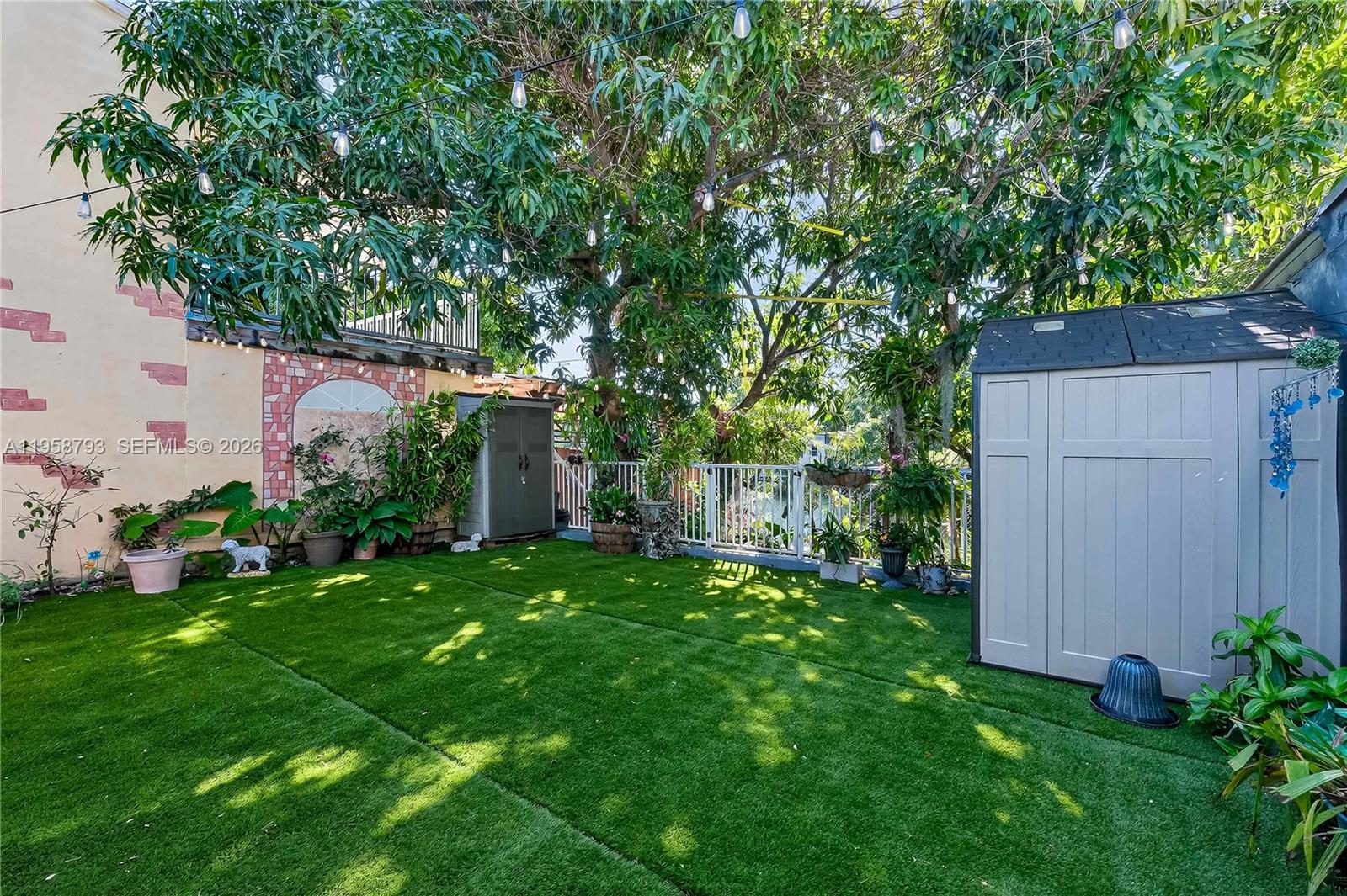 1594 West 73rd Street Hialeah, FL 33014 - Photo 30 of 35