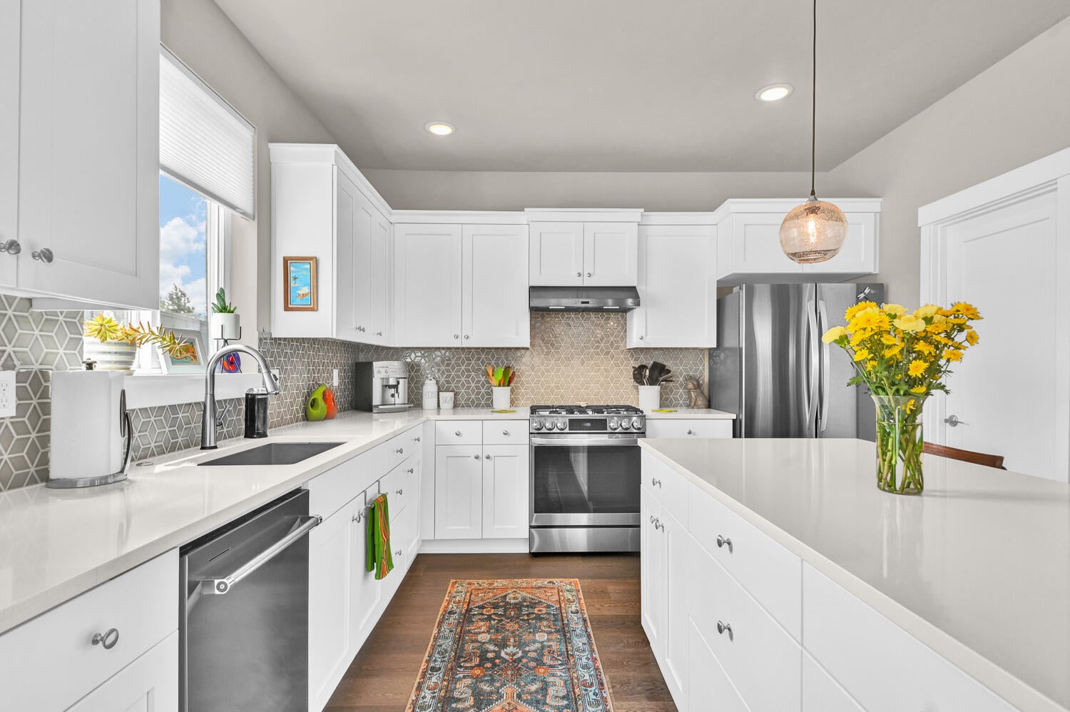 61574 Southeast Depot Loop Bend, OR 97702 - Photo 12 of 34 Kitchen 2