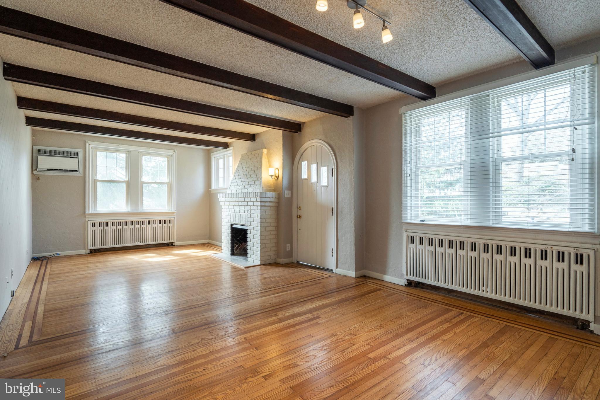 25 Oakland Road Broomall, PA 19008 - Photo 2 of 22 Gallery Image 2